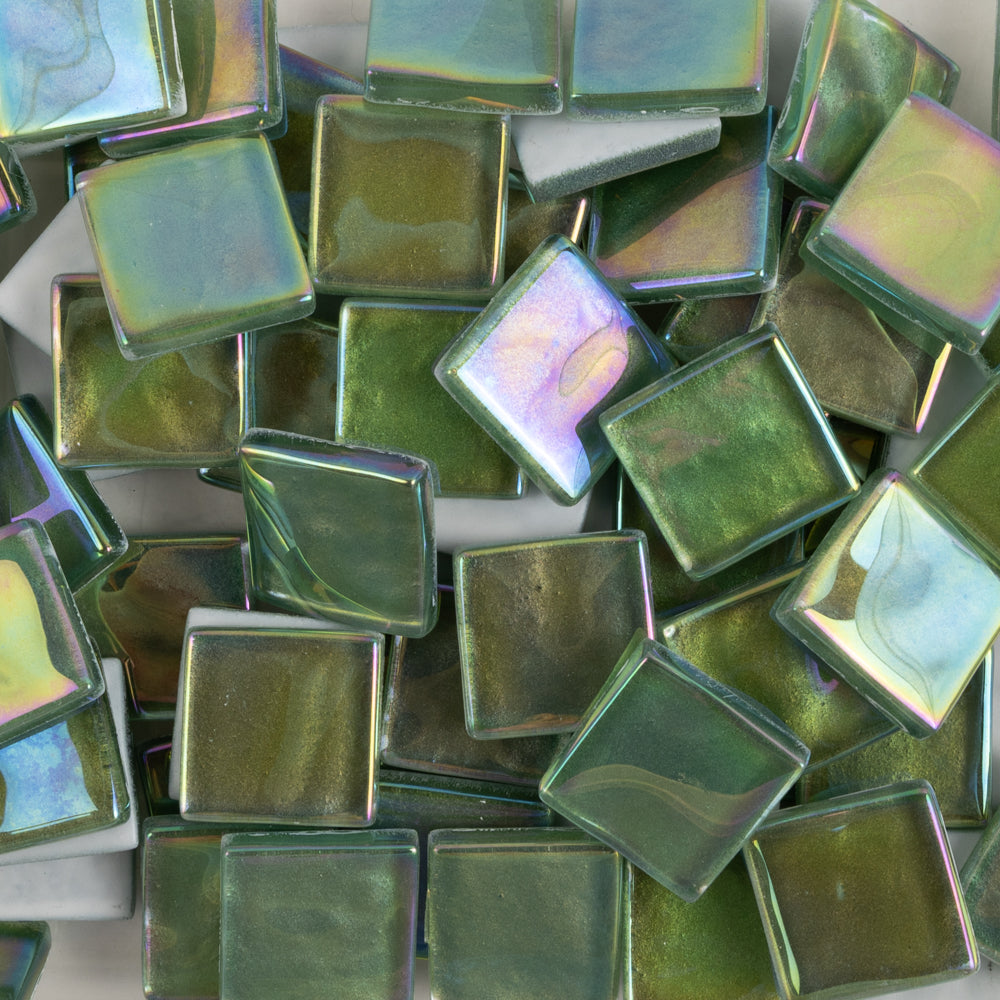 Crystal Wavy Iridescent 20mm Basil
