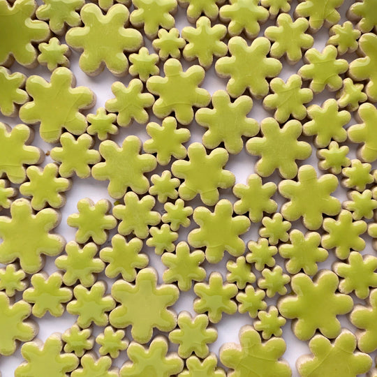 Ceramiczne Charmsy Kwiaty Kiwi