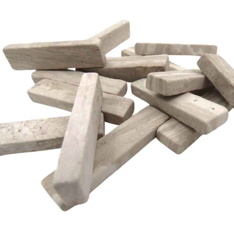 Baguettes en marbre à veinage bois blanc