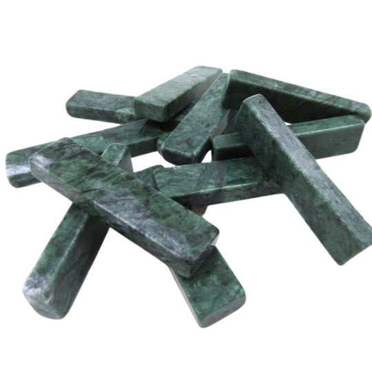 Marmurowe pręty w kolorze zieleni kwiatowej