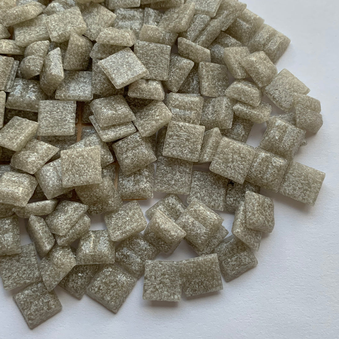 Glass Mosaic Tiles 10mm Ice White (loose)
