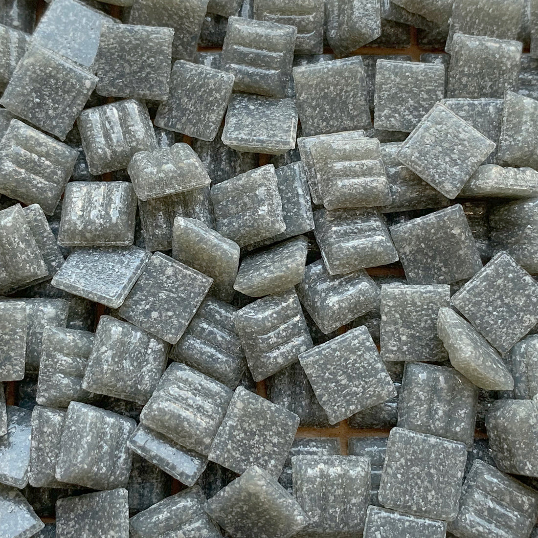 Mozaika szklana 10mm Lód biały (luzem)