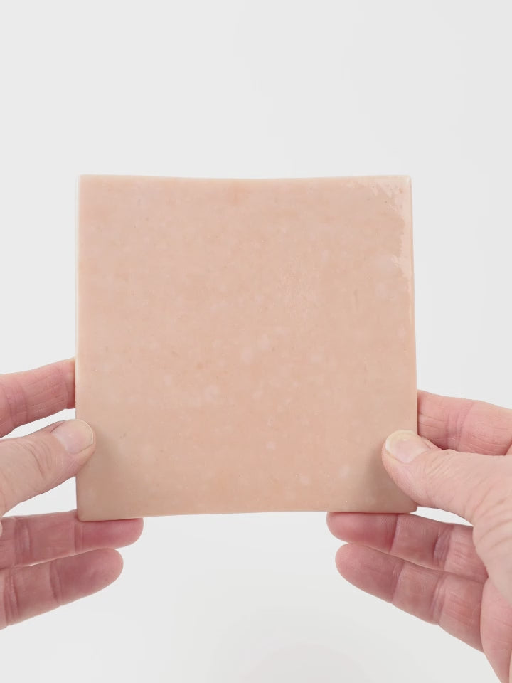 Video showing Morasutti Smalti mosaic tile – blush – 11.5 x 11.5 cm, rotated to show full tile