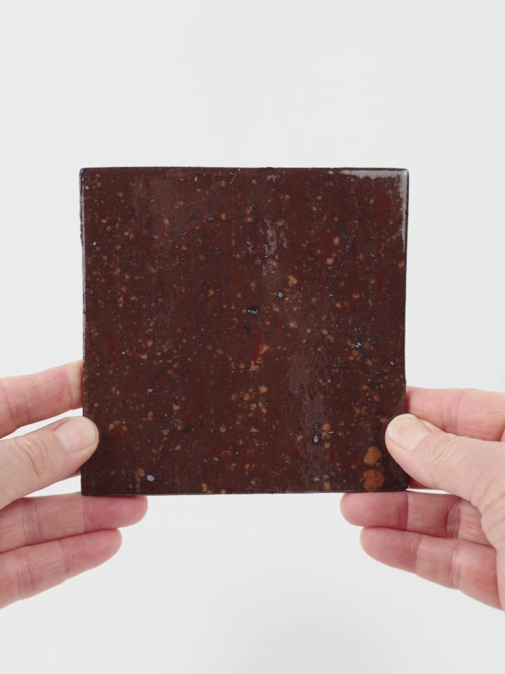 Video showing Morasutti Smalti mosaic tile – brown – 11.5 x 11.5 cm, rotated to show full tile