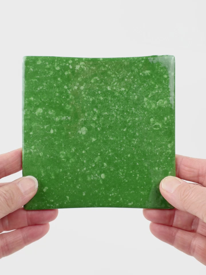 Video showing Morasutti Smalti mosaic tile – green – 11.5 x 11.5 cm, rotated to show full tile