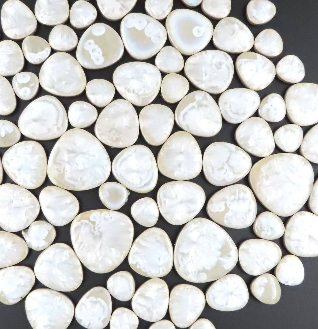 Pebbles Crystal White (Loose)